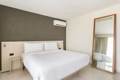 Image de Rooftop Pool w/Lounge Area-2be2ba Sleeps 4 #A5
