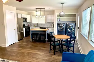 Image de Spacious✨Central location✨King Bed Suite✨Fast Wifi