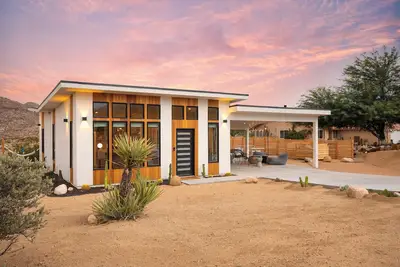 Image de Chicory by AvantStay | Modern Desert Retreat w\/ Hot Tub