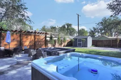 Image de Cheerful Lake House minutes from all Colorado Springs has to offer!
