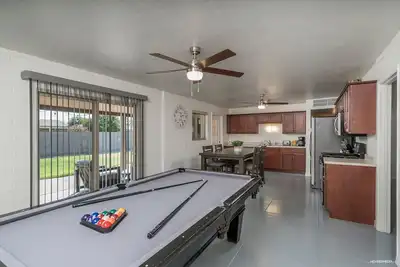 Image de Scottsdale 3bd/2ba With Pool Table