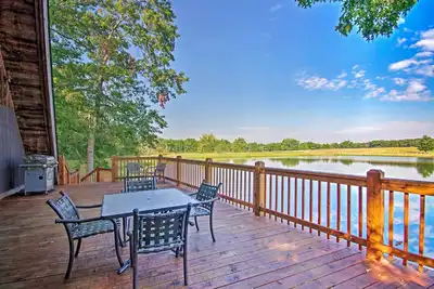 Lakefront A-Frame Cabin with Community Perks