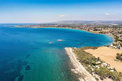 Image de Sea front villa, direct access to the rocky beach, Siracusa, Sicily