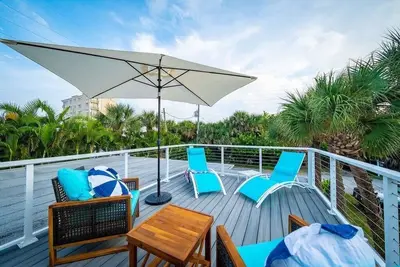 Image de Steps to Beach + River | Family & Pet-Friendly