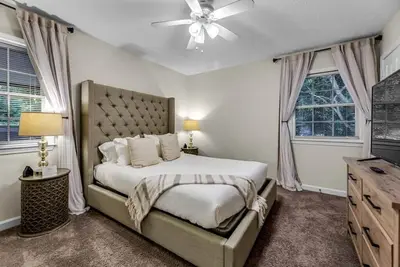 Image de Great 4 Long Stays! 4 Miles From Hosp & Shopping!