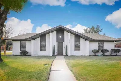 Image de 5 Star House - Chic Mid-Century Modern Luxury Home