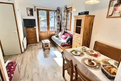 Image de Appartement 2 pièces pour 4 personnes à Val d'Isère à 350m du centre du village et 450m des pistes