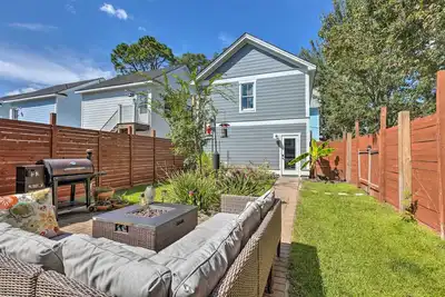 Image de Updated Savannah Apartment - Walk to Forsyth Park!