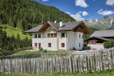 Image de Studio \"Jaufenspitze Blasighof\" avec vue sur les montagnes, Wi-Fi et jardin