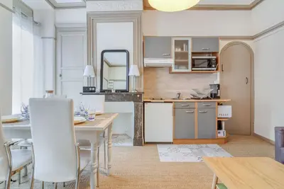 Image de Appartement Centre Cauterets 4/6 pers avec Balcon, Cuisine Équipée et Local à Skis