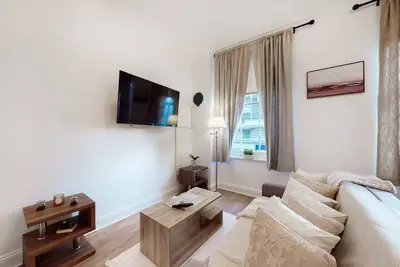 Image de Appartement-Exécutif-Salle de bain privée séparée-Vue sur Rue