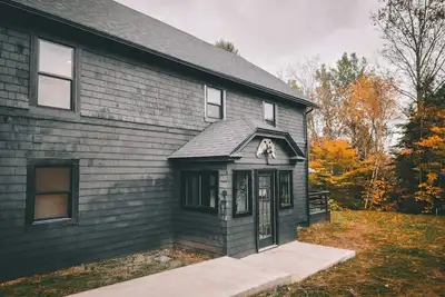 Image de Black Pearl - Lake Placid, Mirror Lake