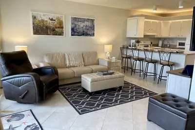 Image de Ov 316 Golf Course View Condo - Paradise Vacation Rental in Ocean Village