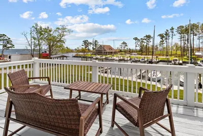 Image de Seagulls Seaport- Pet Friendly, Waterfront, Slip