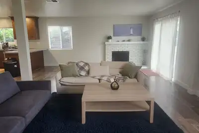 Image de 3 bedroom home with bay views. Only minutes away from Napa and San Francisco