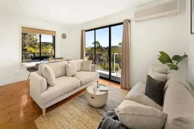 Image de Sunset Dreamery | Nbn| 2 living rooms | 2 outdoor spaces | Family home