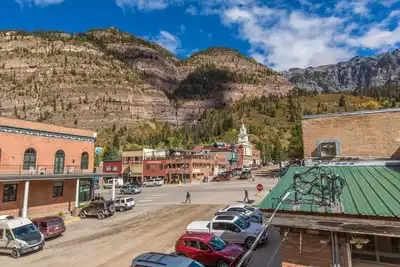 Image de Charming Top Floor Downtown Ouray Retreat | Spectacular Views