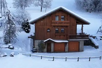 Image de Chalet les Carrons, 9 people, resort 15 min by shuttle