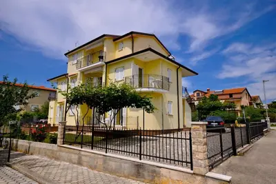 Image de Appartement de vacances Novigrad pour 1 - 4 personnes avec 2 chambres Ă coucher - Appartement de vac