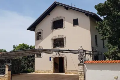 Image de Appartement de vacances Novigrad pour 1 - 8 personnes avec 3 chambres à coucher - Appartement de vac