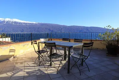 Image de Appartement de vacances Gargnano pour 1 - 5 personnes avec 2 chambres Ă coucher - Logement de vacanc