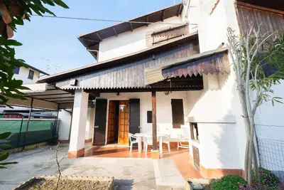 Image de Maison de vacances Lido delle Nazioni pour 1 - 6 personnes avec 2 chambres à coucher - Maison mitoye