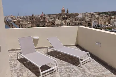 Image de The penthouse flat - sea views