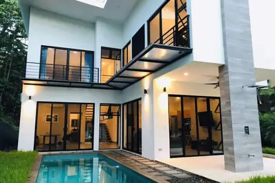 Image de 3+2. 5 Modern House #1, Private Pool, Playa Hermosa