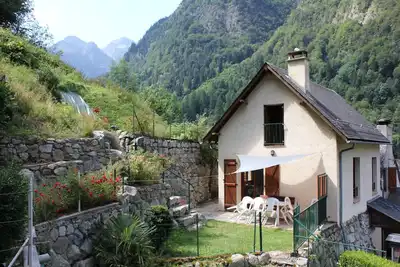 Image de Chalet à Cauterets, à 200m du centre-ville et 400m du télécabine