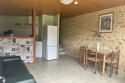 Image de Maison Beynac à Sarlat avec piscine, terrasse et parking privé