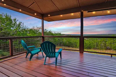 Image de Canyon Breeze I 3 Bedroom I Pet Friendly I Canyon Lake!