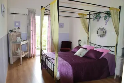 Image de Chambres d'hôtes Jardin d'Hiver avec piscine extérieur et jacuzzi