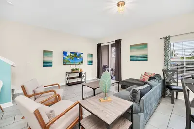 Image de Luxury 5Bd Home W/Private Pool& * Close To Parks