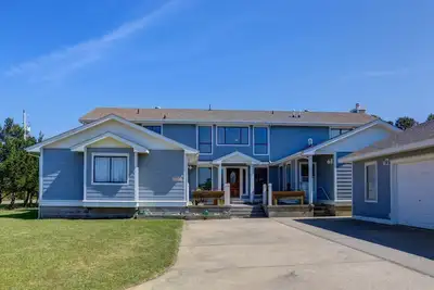 Image de Off Market For Now  Frisco - Spacious, Private, Family Neighborhood,