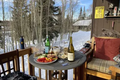 Image de Ski-in out 3 Bears Lodge actually on Navajo Mtn “Its Just Right! ”