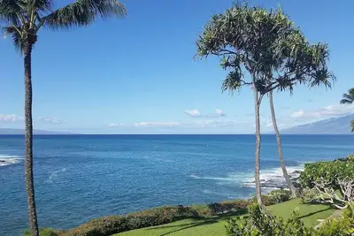 Image de Np B28 1br gorgeous, private, Ocean front spot, full Ac, well stocked