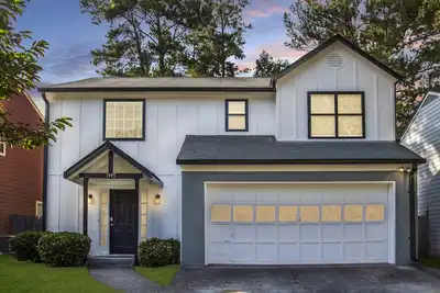 Image de Lawrenceville Gem! Clean+Cozy+Close to 85&316 | Pets