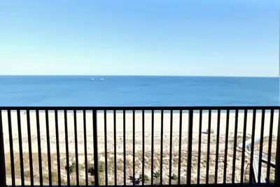 Image de Panoramic 12th-Floor Oceanfront Escape – 3br End Unit Condo in Sea Colony