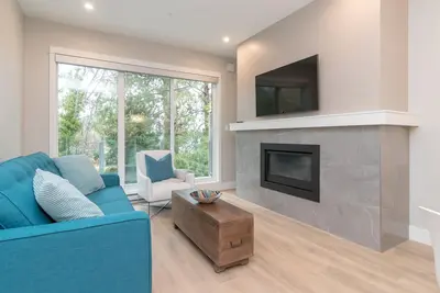 Image de Coffee with a view in brand new one bedroom at Sooke Harbour