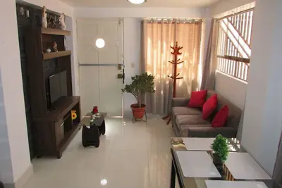 Image de Comfortable apartment very close to supermarkets Banks Hospitals