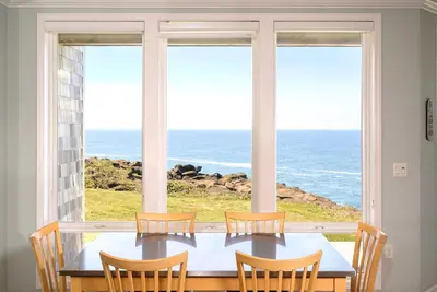 Image de Oceanfront & Whale Watching | Paradise Regained