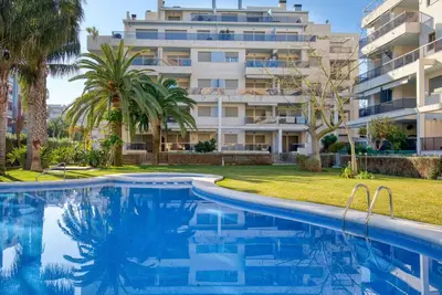 Image de Joli appartement pour 4 personnes avec piscine, climatisation, Wifi, Tv, terrasse et parking