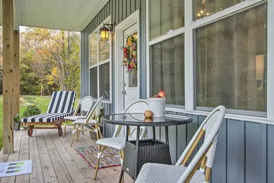 Image de Hike & Ski! ‘Blue Heron’ Brodheadsville Cottage