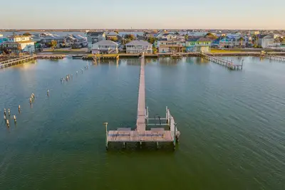Image de Waterfront 3br/3ba on Copano Bay w/ Private Fishing Pier