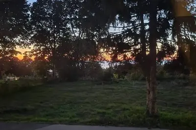 Image de 3 Min walk to the beach and town, 3 Bed, 2 Bath house!