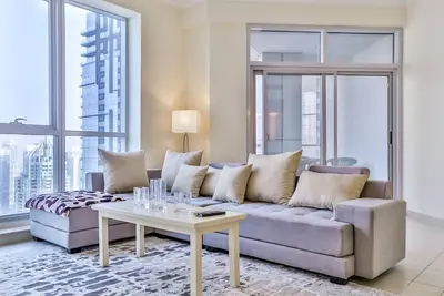 Image de High Floor 2br  Partial Marina View  Torch Tower