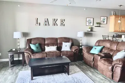 Image de Beautiful Zero Entry Lands End Condo - Main Channel With Boat Slip & Waterpark