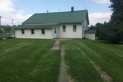 Image de Farm guesthouse open for football, graduation and other short-term rentals
