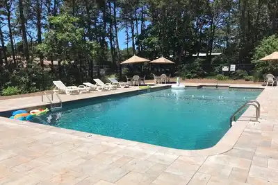 Image de Cottage w/ Private Association Pool!