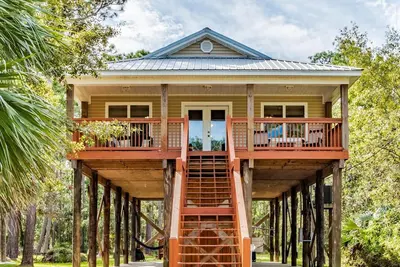 Image de Relaxing Getaway Among the Trees - 4 Bedroom - Dogs Welcome!
